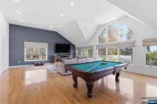 407 Mark Ln, River Vale Township, NJ 07675 - Photo 4