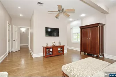 191 Hillside Avenue, Englewood, NJ 07631 - Photo 28
