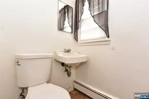 5 Burnside Pl, Wayne, NJ 07026 - Photo 28