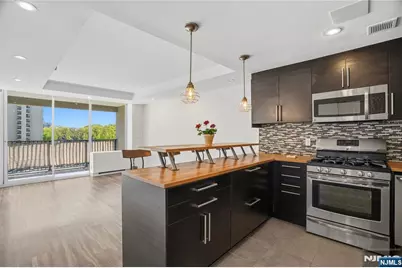 6 Horizon Road 201 #201, Fort Lee, NJ 07024 - Photo 2