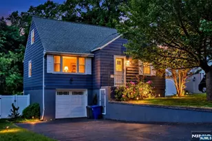 109 Brookview Dr, Woodland Park, NJ 07424 - Photo 2