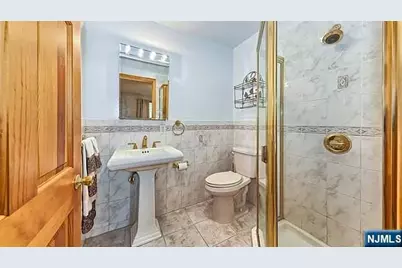 252 Valley Road, River Edge, NJ 07661 - Photo 14