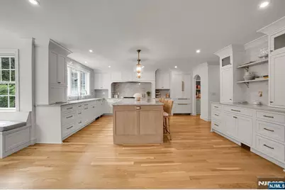 331 Wastena Terrace, Ridgewood, NJ 07450 - Photo 4