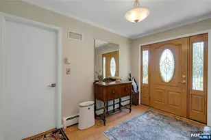 109 Malcolm Rd, Mahwah, NJ 07430 - Photo 6