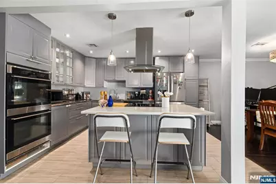 8200C Bulls Ferry Road 10 #10, North Bergen, NJ 07047 - Photo 8