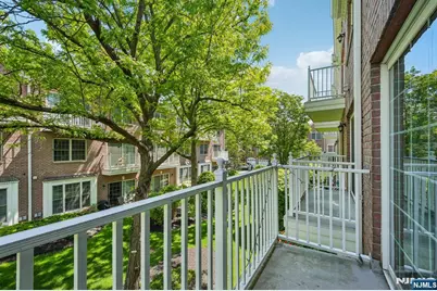 102 Abbie Court, West New York, NJ 07093 - Photo 22