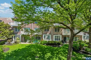102 Abbie Ct, West New York, NJ 07093 - Photo 28