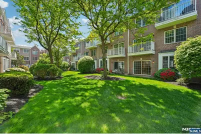 102 Abbie Court, West New York, NJ 07093 - Photo 30