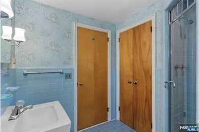 557 Taunton Road, Wyckoff Township, NJ 07481 - Photo 28