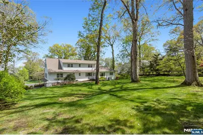 557 Taunton Road, Wyckoff Township, NJ 07481 - Photo 36