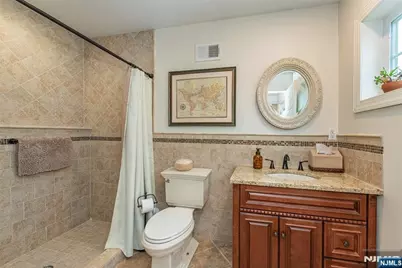 29 Van Duyne Avenue, Wayne, NJ 07470 - Photo 26