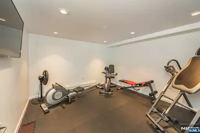 29 Van Duyne Avenue, Wayne, NJ 07470 - Photo 30