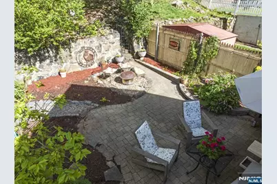 370 Undercliff Avenue, Edgewater, NJ 07020 - Photo 30