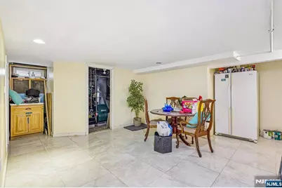 335 19th Avenue, Paterson, NJ 07504 - Photo 8