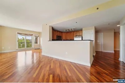 6210 City Place, Edgewater, NJ 07020 - Photo 18