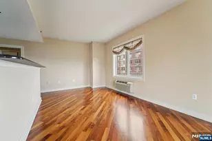 6210 City Pl, Edgewater, NJ 07020 - Photo 16