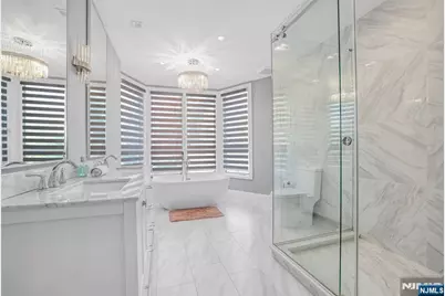 117 Kensington Drive 304 #304, Fort Lee, NJ 07024 - Photo 18