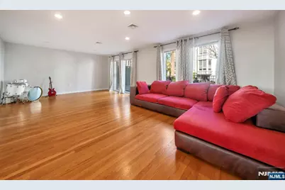55 Victoria Place, Fort Lee, NJ 07024 - Photo 38