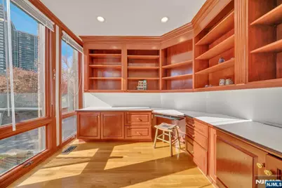 55 Victoria Place, Fort Lee, NJ 07024 - Photo 18