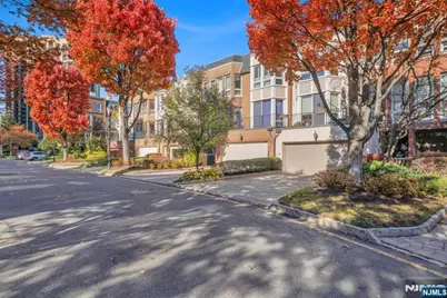 55 Victoria Place, Fort Lee, NJ 07024 - Photo 44