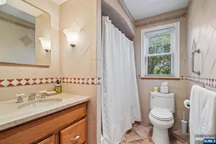 31 Jacobus Ave, Little Falls Township, NJ 07424 - Photo 14