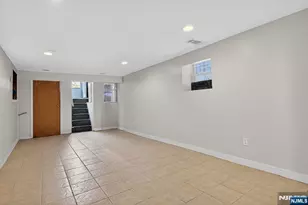 176 Boyd Ave, Jersey City, NJ 07304 - Photo 34