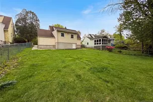 616 River Rd, Teaneck Township, NJ 07666 - Photo 32