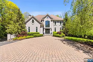 2 Manor Dr, Sparta Township, NJ 07871 - Photo 2