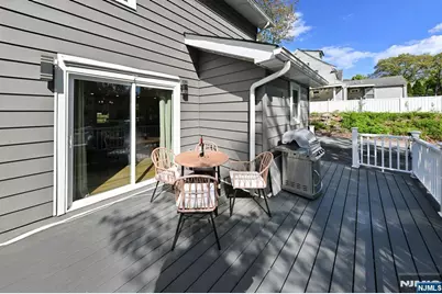 401 Chestnut Street, Nutley, NJ 07110 - Photo 32