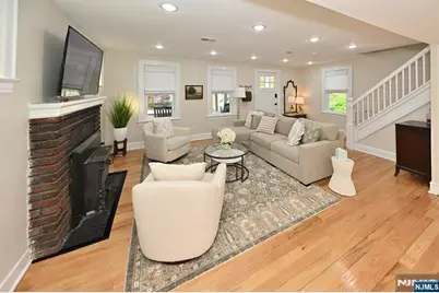 401 Chestnut Street, Nutley, NJ 07110 - Photo 2