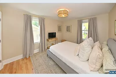 401 Chestnut Street, Nutley, NJ 07110 - Photo 16
