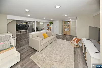 401 Chestnut Street, Nutley, NJ 07110 - Photo 22