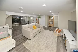 401 Chestnut St, Nutley, NJ 07110 - Photo 22