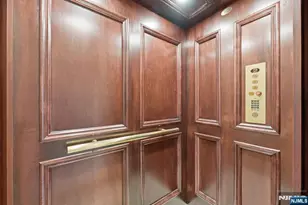 27 Mountainwood Ct, Totowa, NJ 07512 - Photo 26