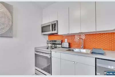 90 Prospect Avenue 10C #10C, Hackensack, NJ 07601 - Photo 16