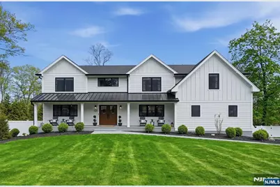 101 Tam O Shanter Drive, Mahwah, NJ 07430 - Photo 2
