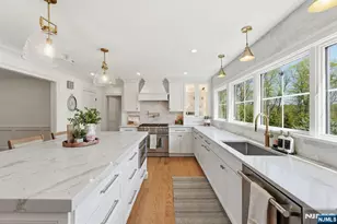 101 Tam O Shanter Dr, Mahwah, NJ 07430 - Photo 14