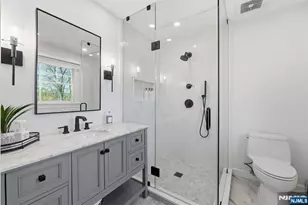 101 Tam O Shanter Dr, Mahwah, NJ 07430 - Photo 24