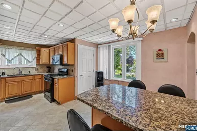 70 Franklin Street, Little Ferry, NJ 07643 - Photo 8