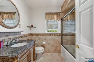 70 Franklin St, Little Ferry, NJ 07643 - Photo 24