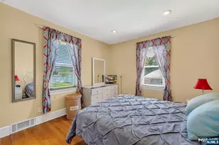 70 Franklin St, Little Ferry, NJ 07643 - Photo 22