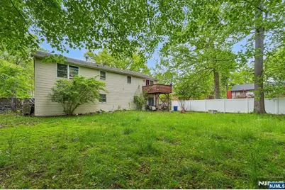 121 Wood Street, Englewood, NJ 07631 - Photo 22