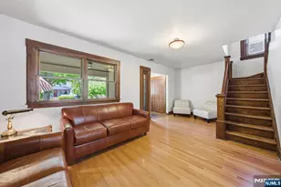 37 Buena Vista Ave, Hawthorne, NJ 07506 - Photo 8