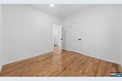 68 Sherman Avenue, Newark, NJ 07114 - Photo 16
