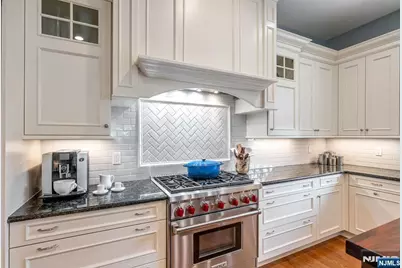 117 Cortland Drive, Saddle River, NJ 07458 - Photo 8