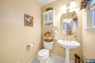 110 Warbler Dr, Wayne, NJ 07470 - Photo 6