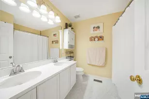 110 Warbler Dr, Wayne, NJ 07470 - Photo 24