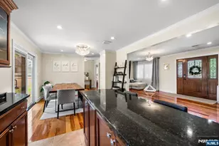 124 Crain Rd, Paramus, NJ 07652 - Photo 12