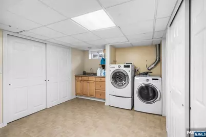 124 Crain Road, Paramus, NJ 07652 - Photo 24