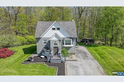 70 Cedar Tree Drive, Vernon, NJ 07422 - Photo 20